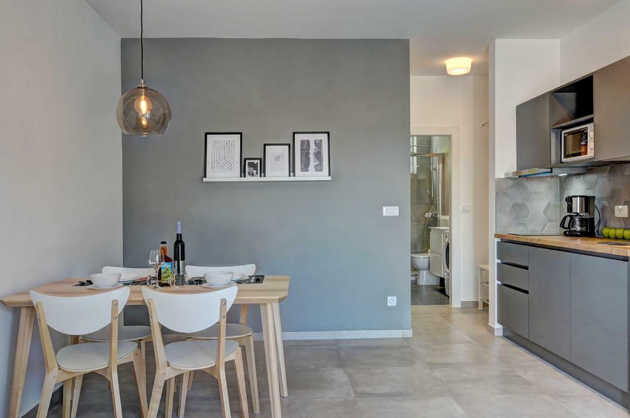 Apartman D Пула Экстерьер фото